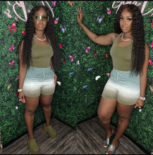 Load image into Gallery viewer, Casual Tank Top+Gradient Shorts Two Piece Sets