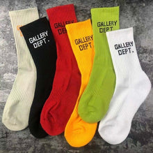Load image into Gallery viewer, Fashion Women And Men Letters Print Solid Color Socks