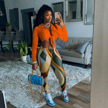 Load image into Gallery viewer, Solid Long SleeveTie-Up Top+Printed Pants 2 Piece Sets