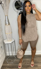 Load image into Gallery viewer, Plus Size Casual Print Sleeveless Sports Two Piece Set
