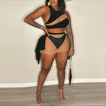 Load image into Gallery viewer, Plus Size Mesh Patchwork See Through Swimsuit Three Piece Set
