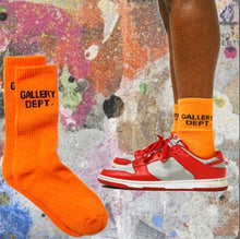 Load image into Gallery viewer, Fashion Women And Men Letters Print Solid Color Socks

