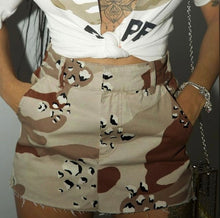 Load image into Gallery viewer, Camo Zip Pocket Street Trendy Skirt

