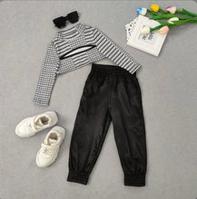 Load image into Gallery viewer, Kids Girls Long Sleeve Plaid Tops And Pant 2 Piece Set
