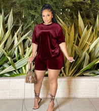 Load image into Gallery viewer, Solid Short Sleeve Casual Two Piece Shorts Set
